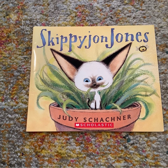 🐱Cat Themed Children Books🐱 - Picture 2 of 15